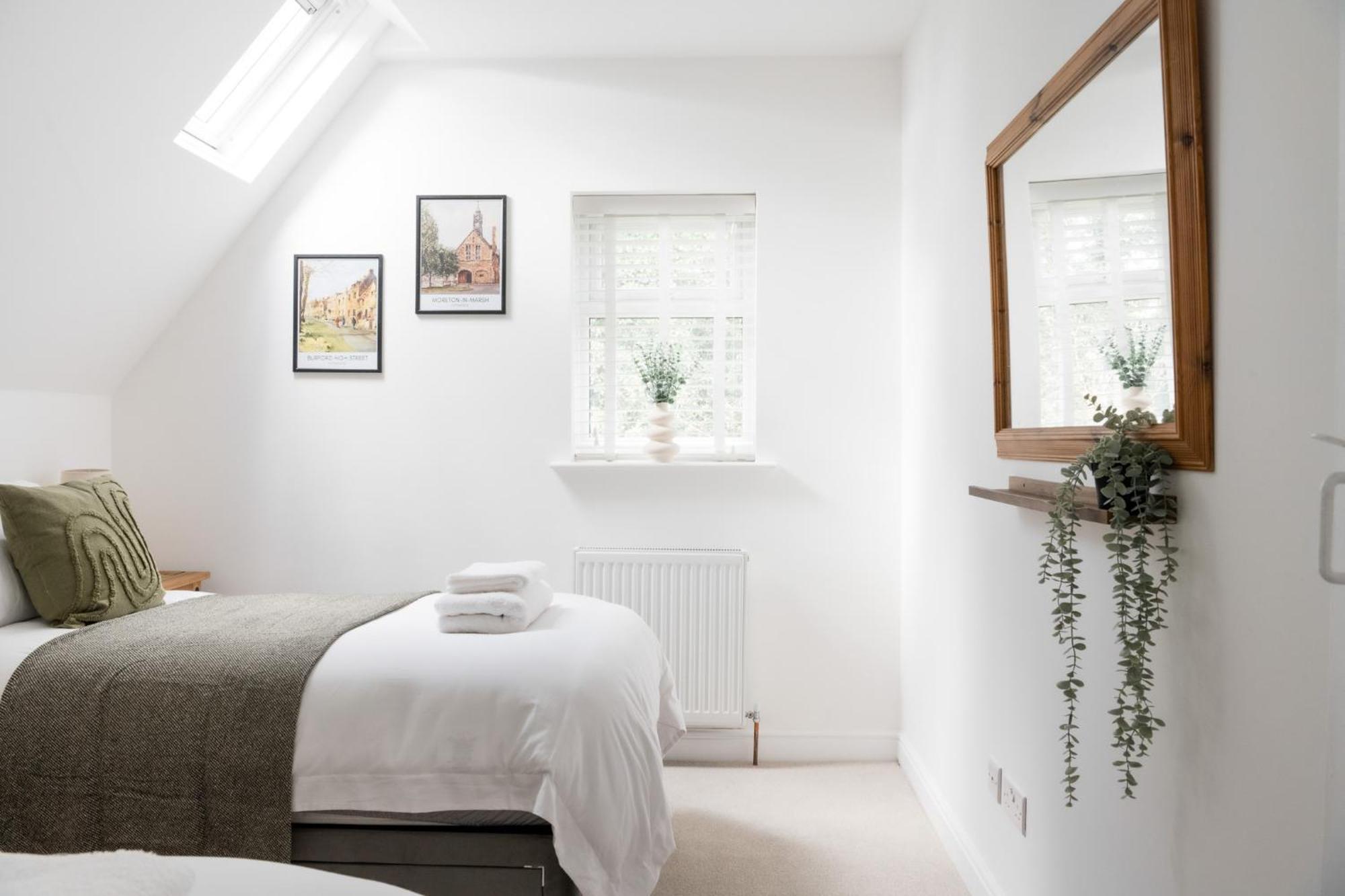 Eagle Cottage - Charming Cotswolds Getaway, Dog Friendly Wyck Rissington Exterior photo